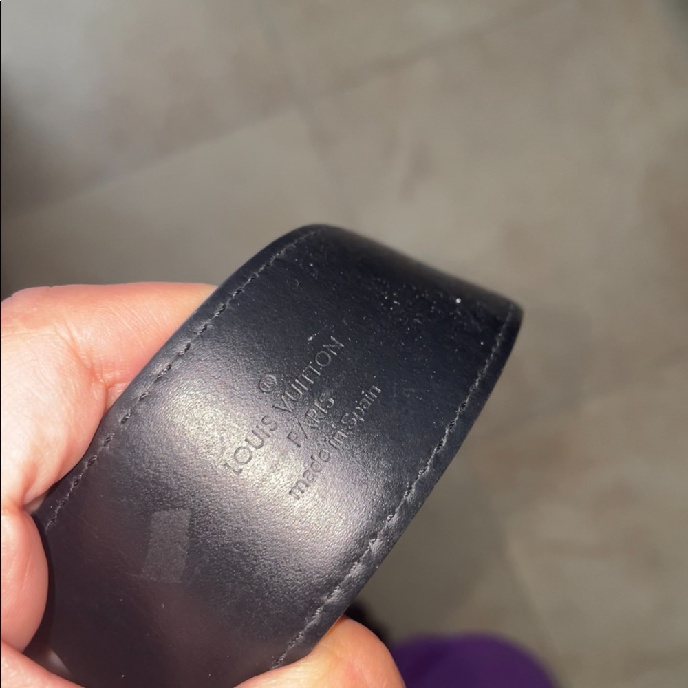 Used Louis Vuitton belt with box
